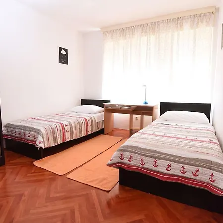 Apartment Darin *